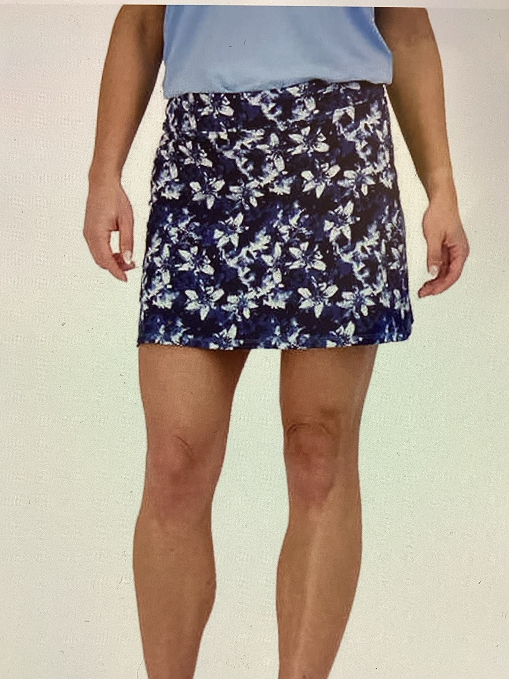 Tranquility by Colorado Clothing Navy Floral Mini Skort Size L. New with tags.